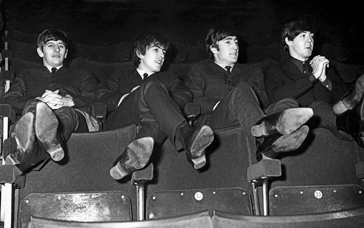 The Beatles – kicking back