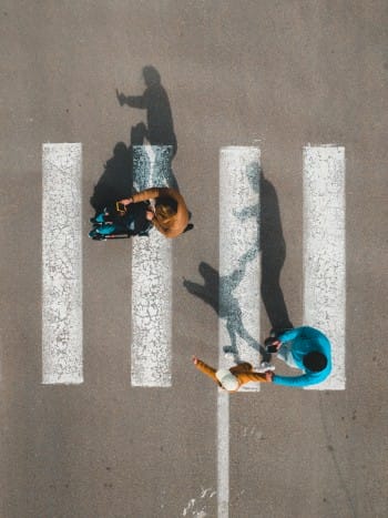 Family Crossing (The smartphone and i series)