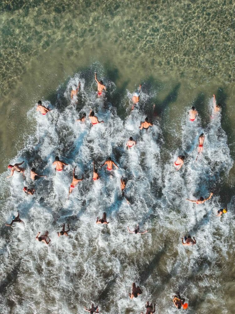 Human Traffic – Beach Start