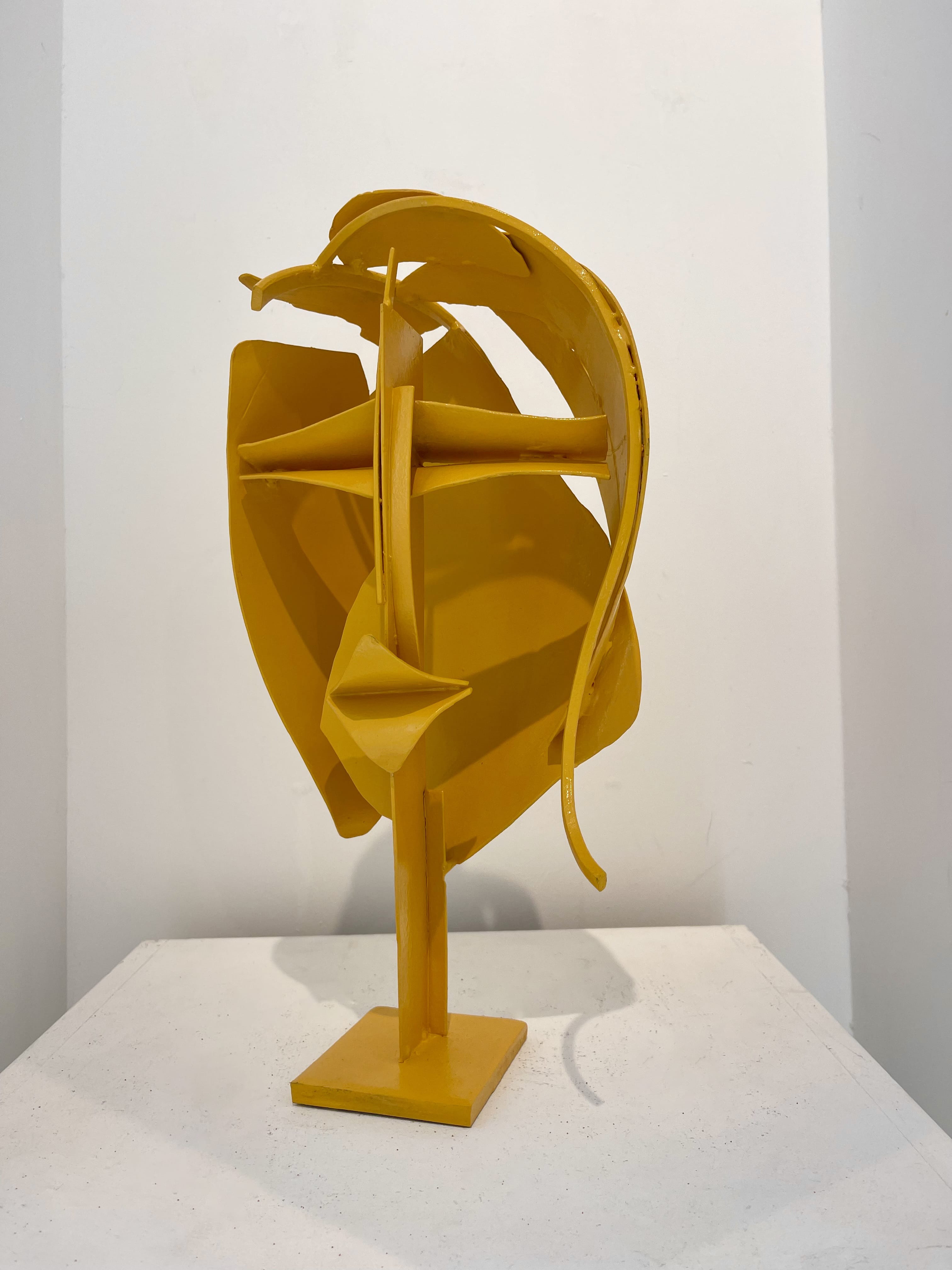 Attitude #12 by Iris Fueredi, steel sculpture Attitude #12 by Iris Fueredi, steel sculpture